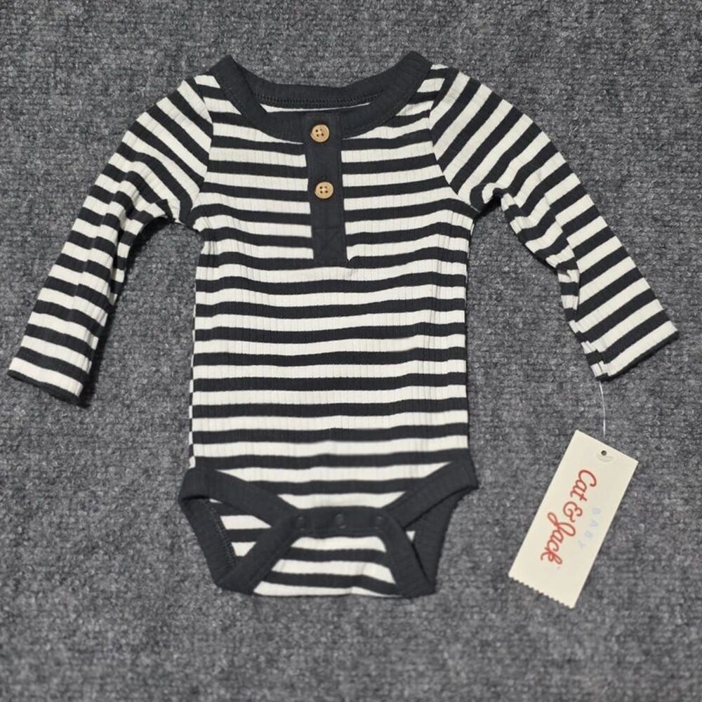 Newborn Cat & Jack Bodysuit